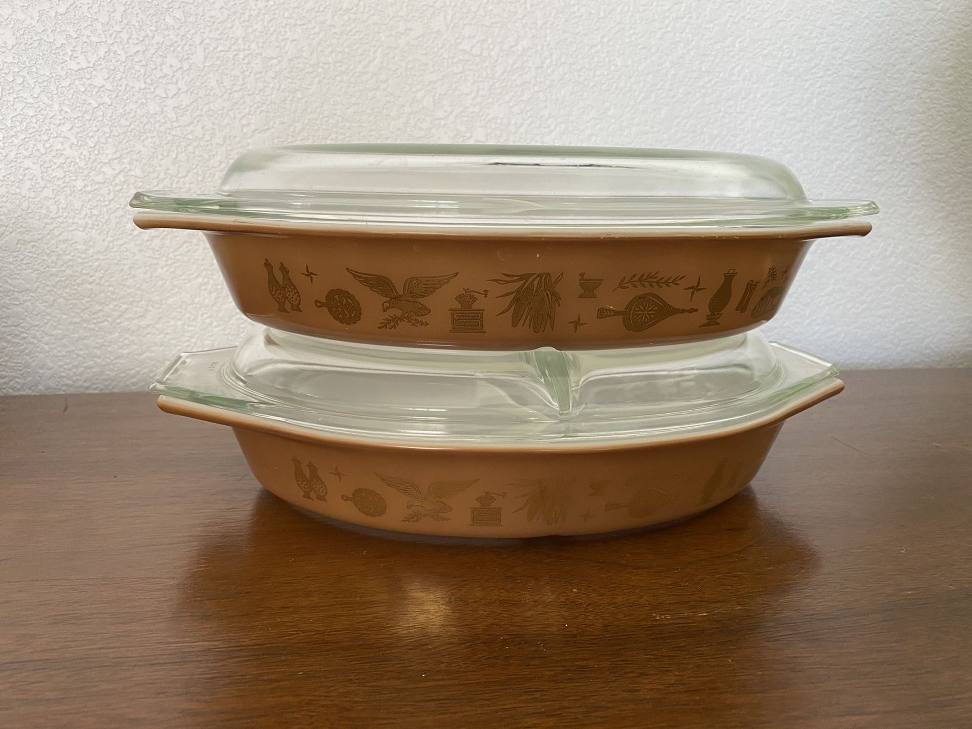 Pyrex Oval Divided Covered Casserole Bake Ware Dish Early American Pattern Promotional Brown Gold