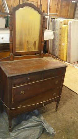 OLD ANTIQUE MIRROR DRAWER..