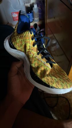 Curry Flow 10