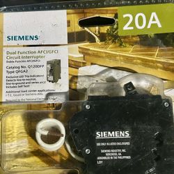 SIEMENS 20A Dual Function Circuit Breaker