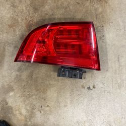 04-08 Acura TL taillight housing OEM