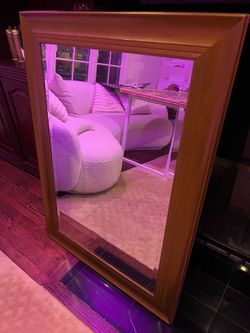 Gold frame mirror