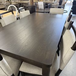  Brand New Dining Table Set Available @ FURNITURE LOVE ❤️ Same Day Delivery 🚚 
