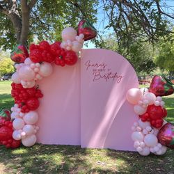 Strawberry Backdrop Decor 🍓