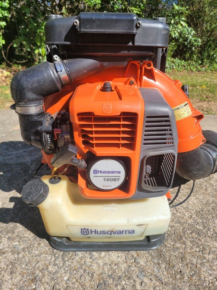 Husqvarna 180BT, 72cc 685CFM 201MPH Commercial Grade Backpack Leaf