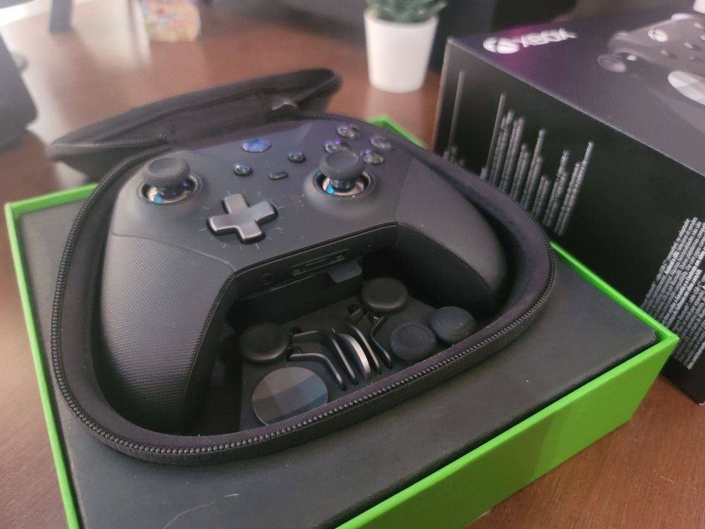 NEW Microsoft - Elite Series 2 Wireless Controller for Xbox One, Xbox ...