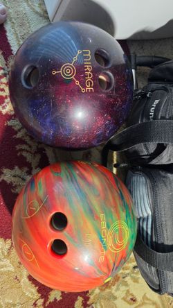 BOWLING BALLS AND BAG AND SHOES