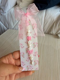 BEAUTIFUL BOOKMARK