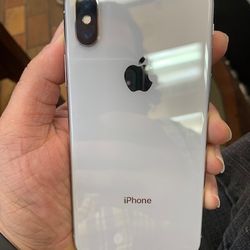 📱iPhone X 64GB Works great. Msg me for store address, we sell a lot of phones like this 📱