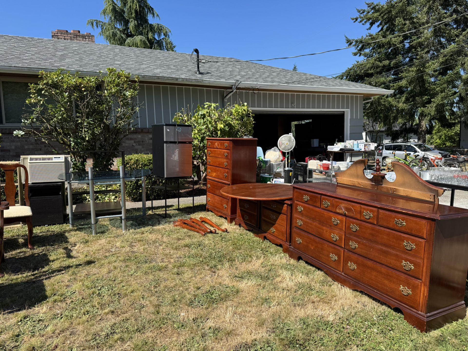 garage sale today