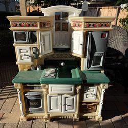 Toy Kitchen Playset Step2 Lifestyle Dream Kitchen With Sound