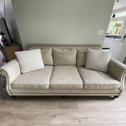 3 Seater Side With Nailhead Accents