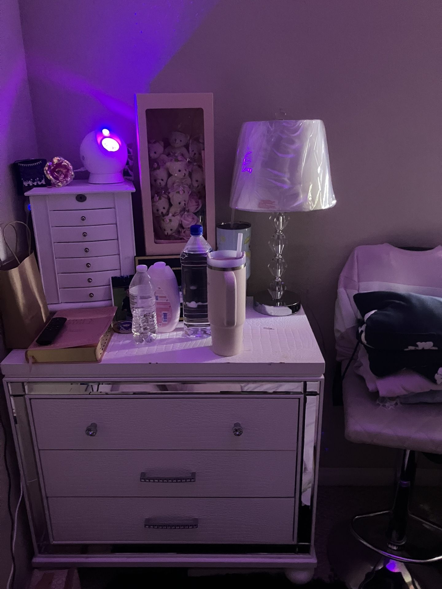 Diva Queen Size Bed