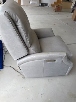 Motorized Recliner