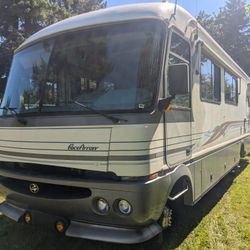 1995 Fleetwood Pace Arrow Nice!