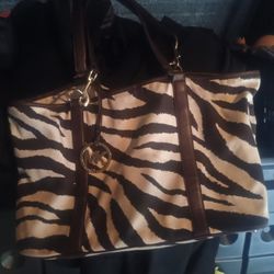 MICHAEL KORS ZEBRA PURSE/  LARGE OVERNIGHT.