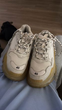 Balenciaga’s size 40