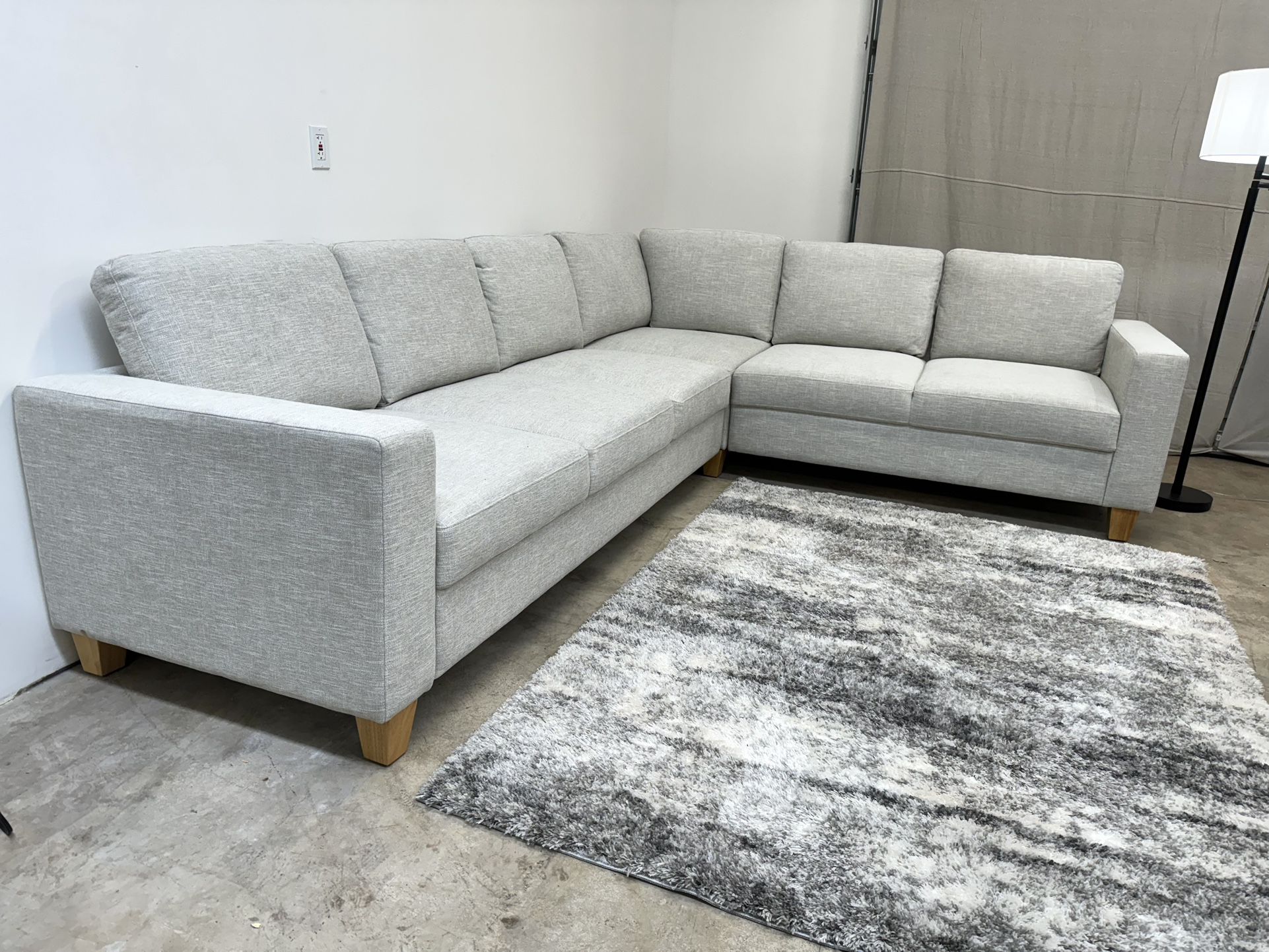 New Thomasville Convertible Sleeper Sectional