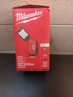 New milwaukee LED light