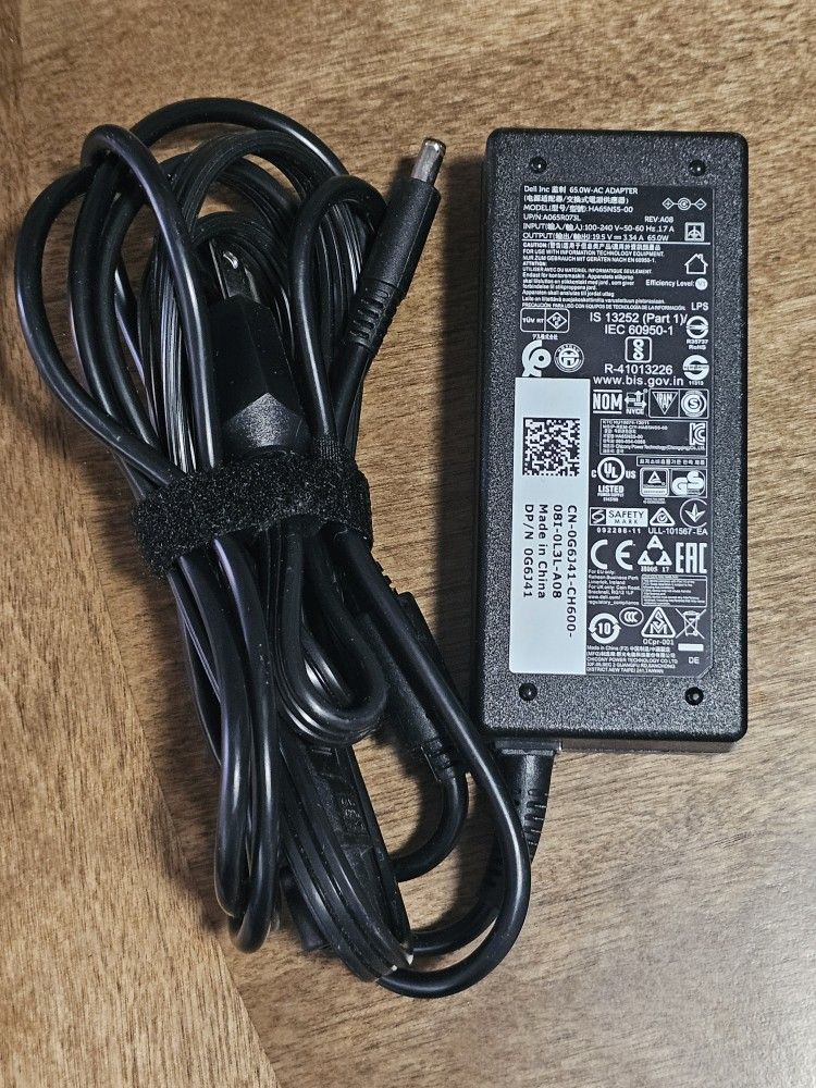Dell 65 Watt AC Adapter