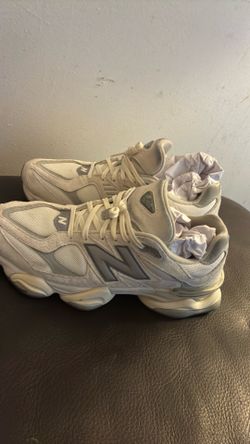 New balance shoes