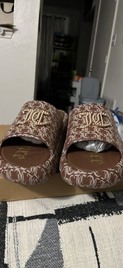 New Juicy couture sandals 6