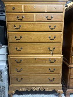 Dresser