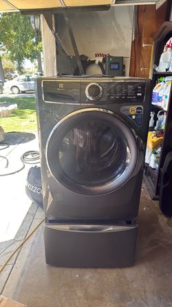 Electrolux front load washing machine