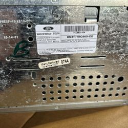 F-250 Factory Radio And Speakers