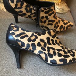 Women’s Calvin Klein Size 11 Leopard Bootie
