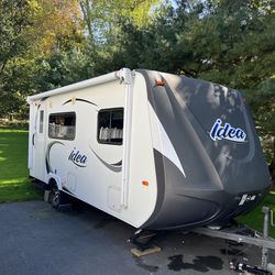 2016 Travel Lite Camper 