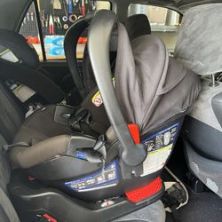 Britax Infant Car Seat And Base