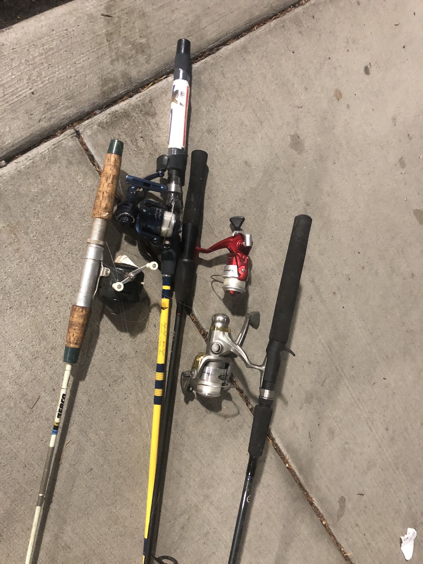 4 Fishing Poles