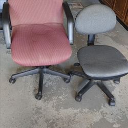 OFFICE CHAIRS GREAT FOR COLLEGE!!!!