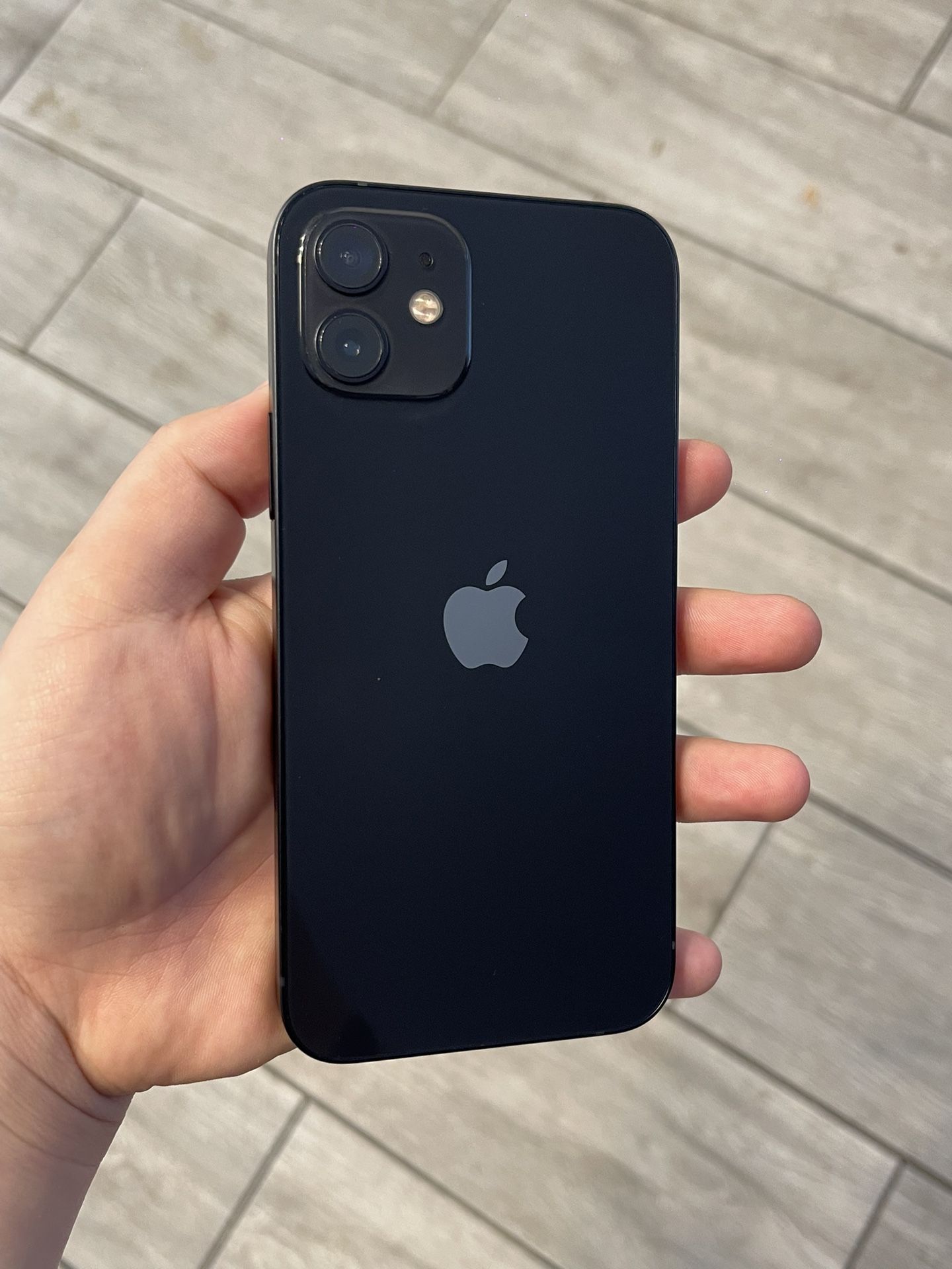 iPhone 12 Unlocked