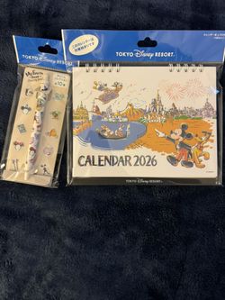 Tokyo Disney Resort 2026 Desk Calendar And Limited Ballpoint Pen Charm  – Mickey Mouse & Friends Japan Exclusive