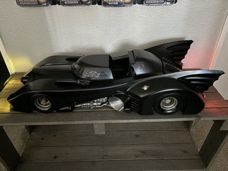Hot Toys Batmobile