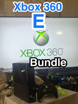 Xbox 360 E Bundle • Console • Like New Games / discs • controller