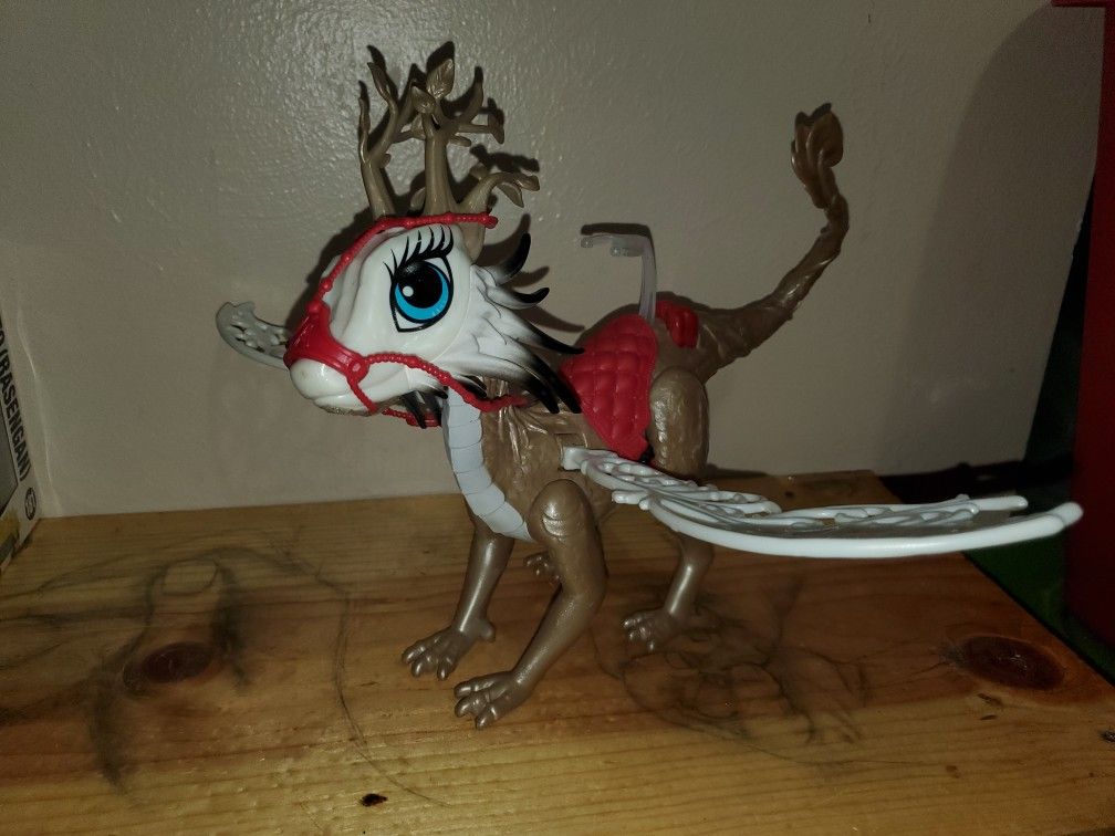 2015 Ever After High Dragon "Braebryn" Figure! Excellent Condition!