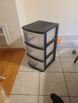 Three Tier Plastic Storage Dresser