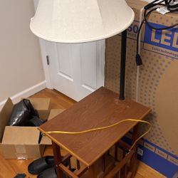 End Table With Lamp