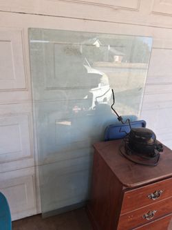 Big  Table Glass 20 Dollars