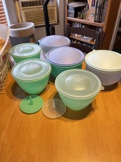 Tupperware lettuce containers $3-$5 each. Spikes $2 with purchase. Rochester wa. 