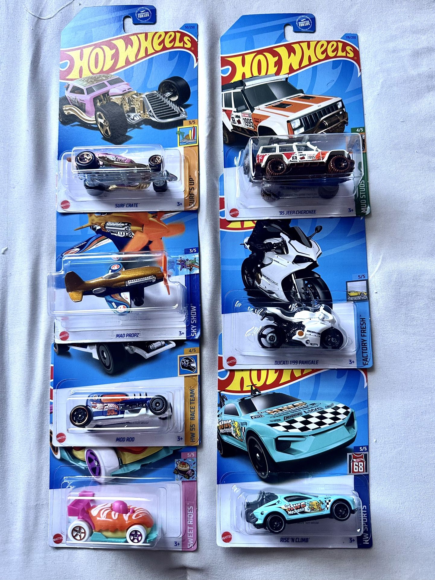 Hot Wheels Treasure Hunts