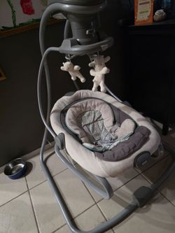 Graco DuetSooth baby swing and rocker