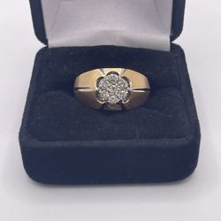 14k Flower Cluster Diamond Ring 