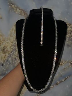 Bust down VVS Tennis chain