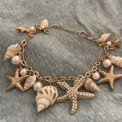 Beachy Dreams Charm Bracelet
