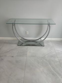 Entryway table