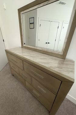 Bedroom Set For Sale